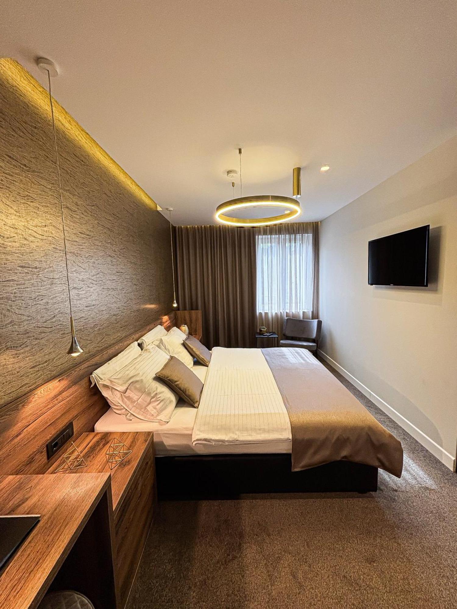 ספליט Calma Luxury Rooms מראה חיצוני תמונה