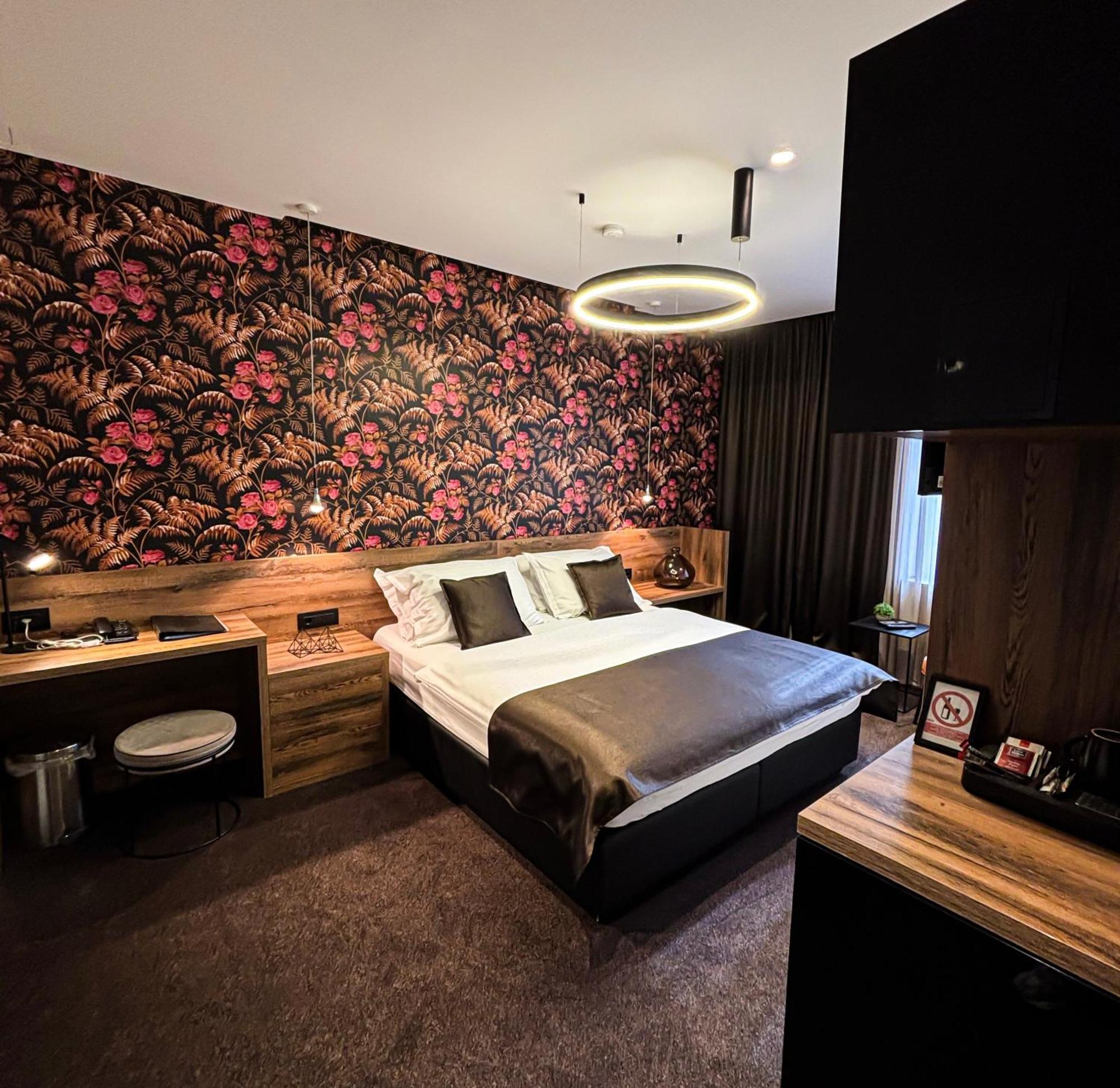 ספליט Calma Luxury Rooms מראה חיצוני תמונה