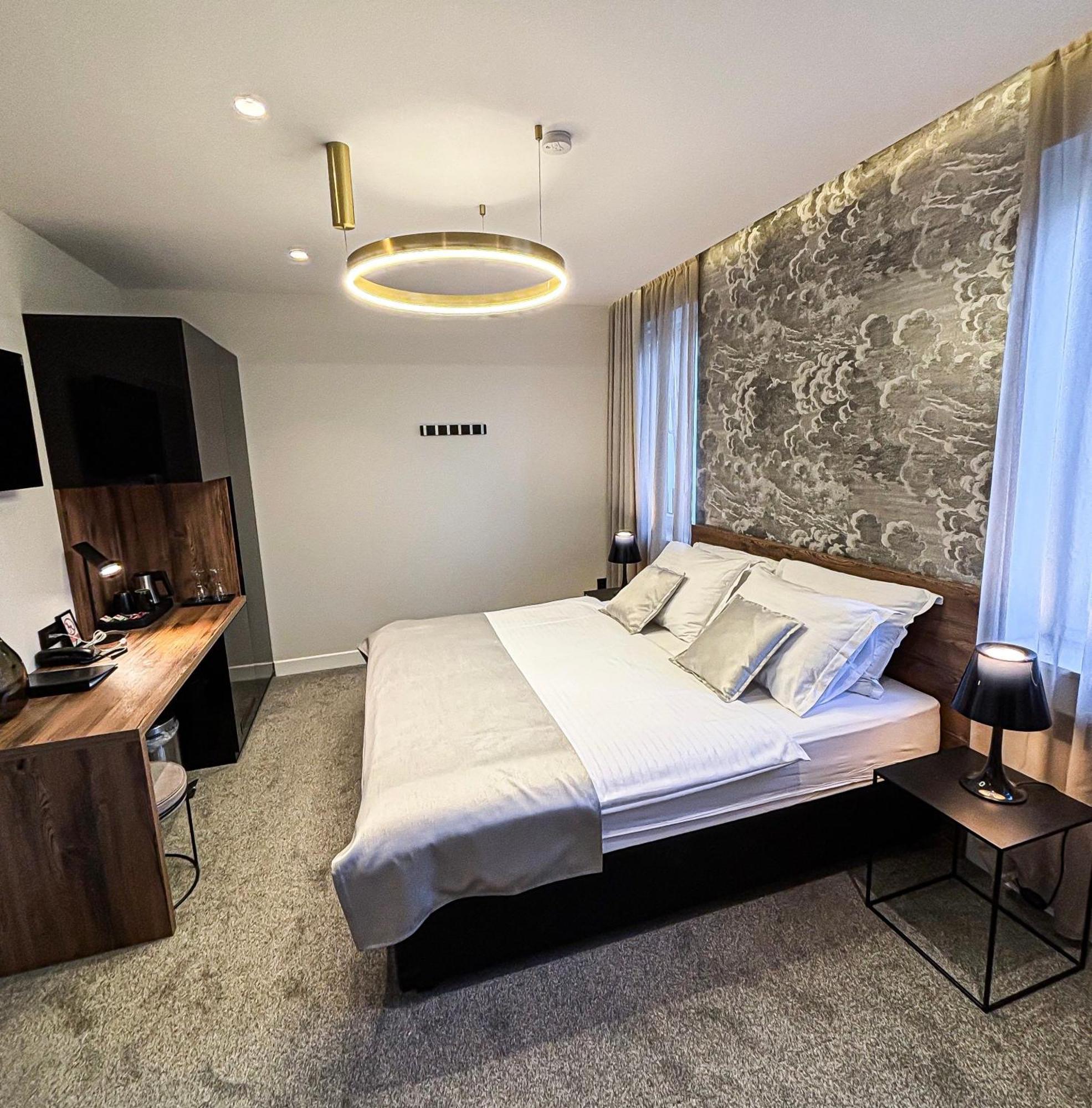 ספליט Calma Luxury Rooms מראה חיצוני תמונה
