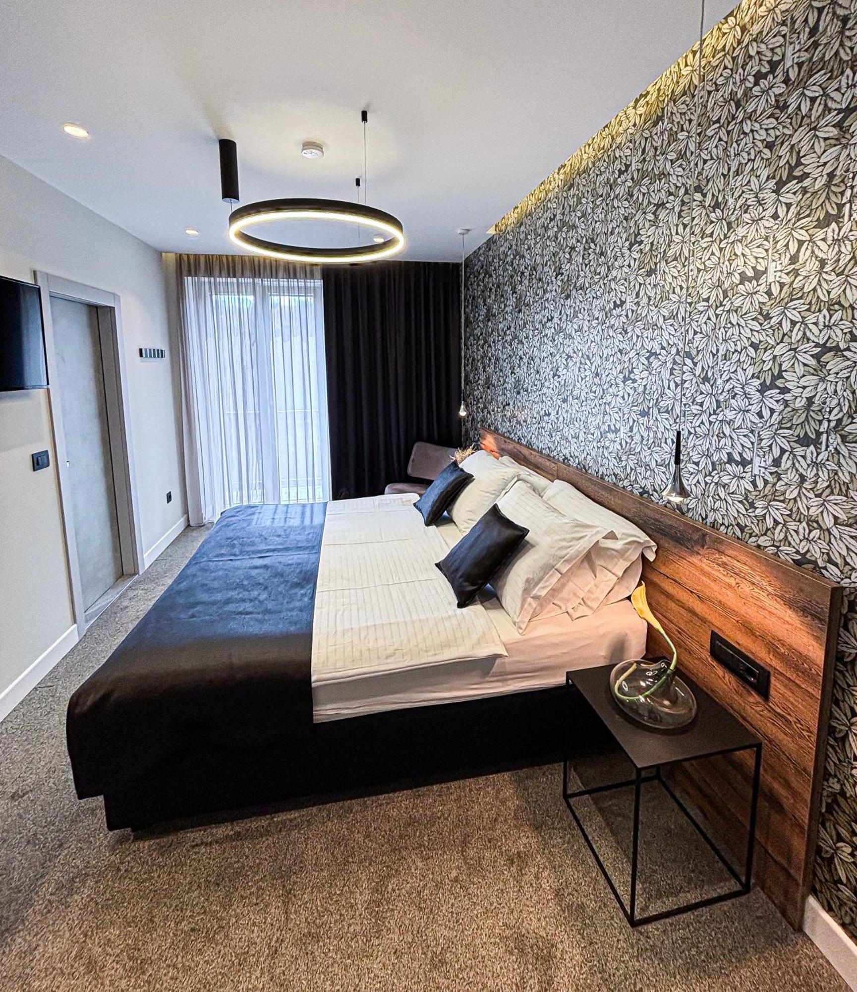 ספליט Calma Luxury Rooms מראה חיצוני תמונה