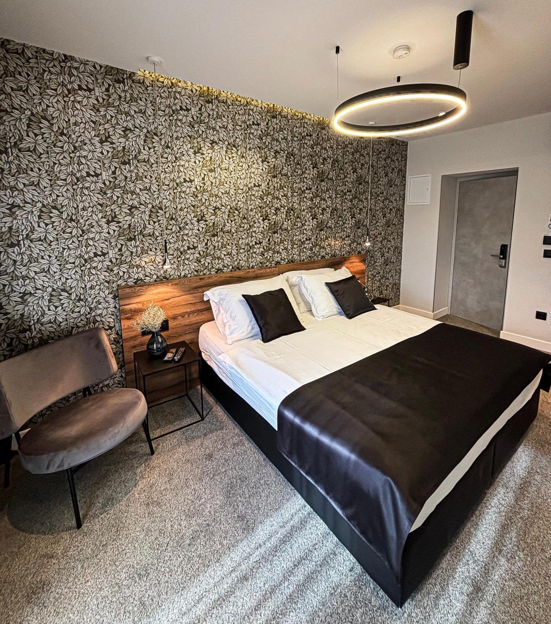 ספליט Calma Luxury Rooms מראה חיצוני תמונה